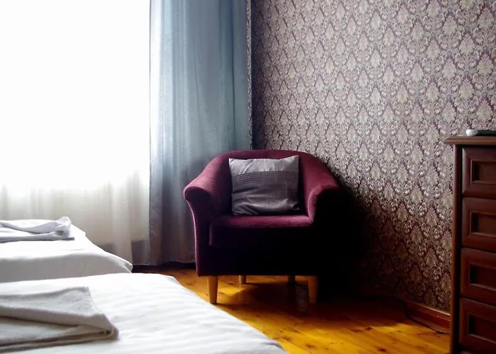 Villand With Free Private Parking And Self Check In 2*