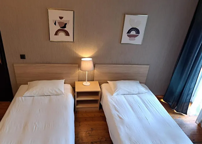 게스트하우스 Villand With Free Private Parking And Self Check In 2*