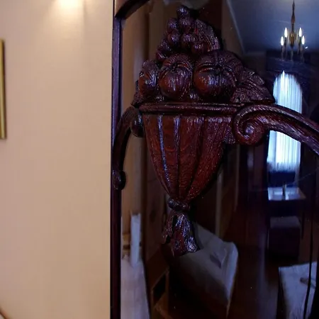 Villand With Free Private Parking And Self Check In