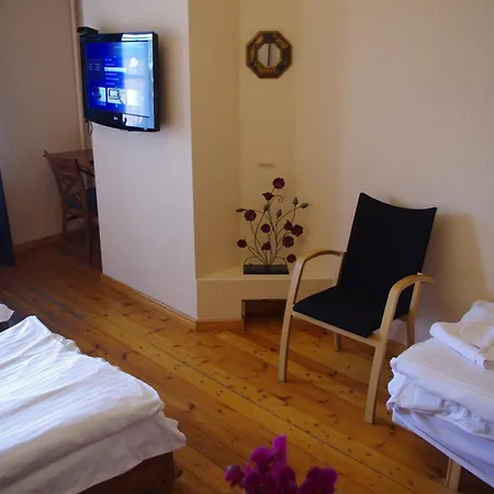 בית הארחה Villand With Free Private Parking And Self Check In 2*