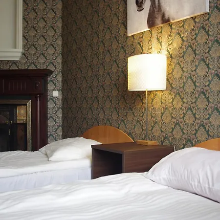 Villand With Free Private Parking And Self Check In 2*