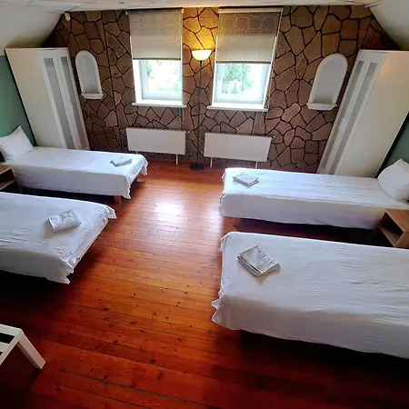 Villand With Free Private Parking And Self Check In