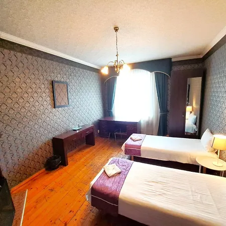 Villand With Free Private Parking And Self Check In