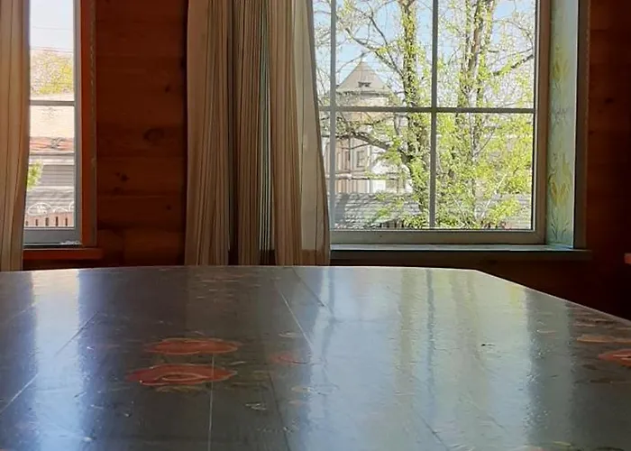 Viesu māja Villand With Free Private Parking And Self Check In Riga