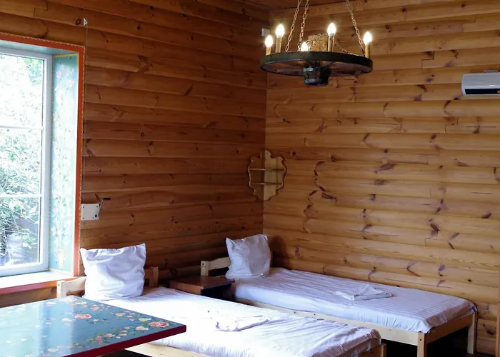 Villand With Free Private Parking And Self Check In Viesu māja