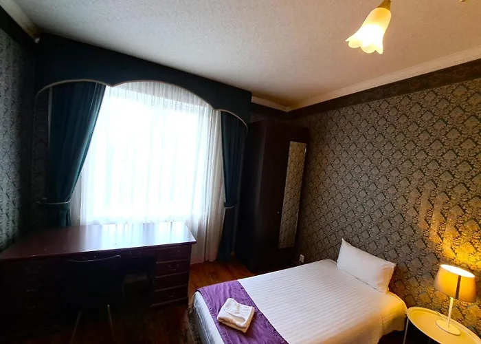 Viesu māja Villand With Free Private Parking And Self Check In Riga