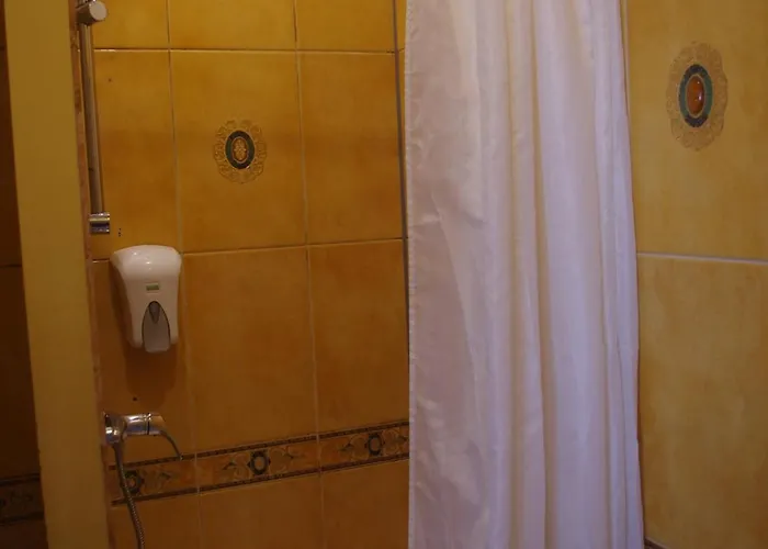 Villand With Free Private Parking And Self Check In Πανσιόν Ρίγα