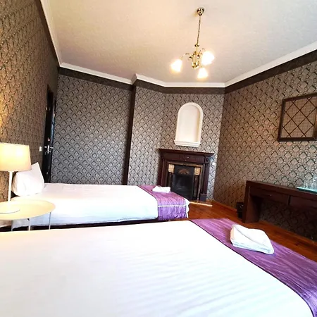 招待所 Villand With Free Private Parking And Self Check In 里加